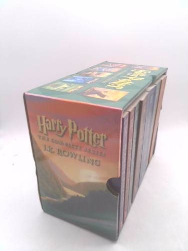 Harry Potter Paperback Boxed Set: Books 1-7