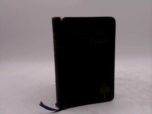 A Young Man Prays: Thoughts and Prayers for Young Men