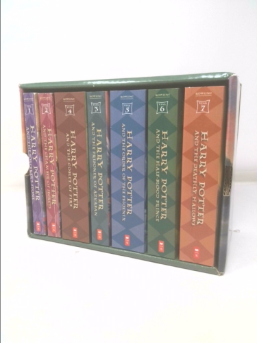 Harry Potter Complete Series Boxed Set Collection JK Rowling All 7 Books! NEW!