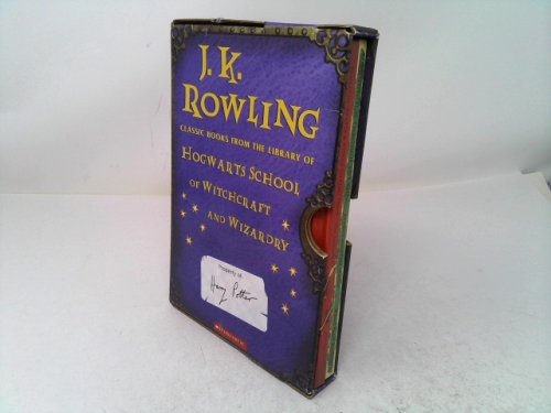 Harry Potter Schoolbooks: Fantastic Beasts and Where to Find Them / Quidditch Through the Ages