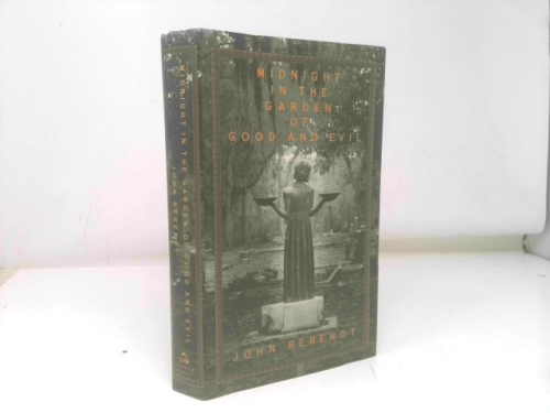 Midnight in the Garden of Good and Evil: A Savannah Story