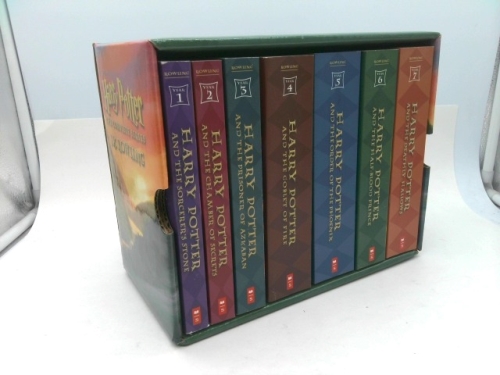 Harry Potter Paperback Box Set (Books 1-7)