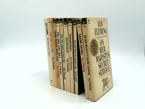 10 James Bond Vinage Book Set