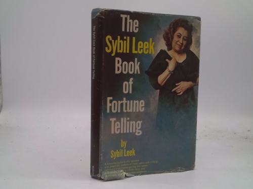 The Sybil Leek book of fortune-telling / illustrated by Julian Leek