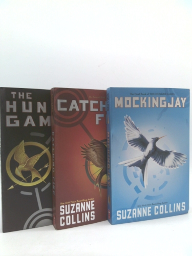 Hunger Games Trilogy Boxed Set: Paperback Classic Collection