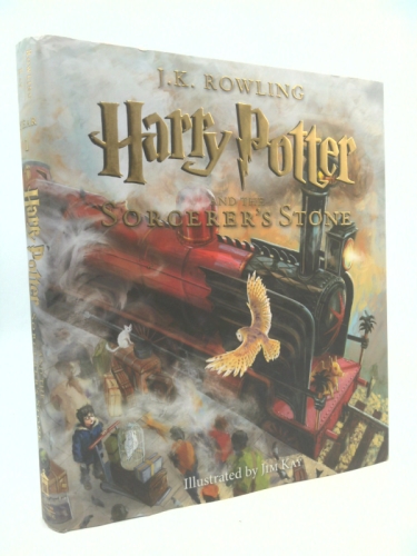 Harry Potter and the Sorcerer's Stone: The Illustrated Edition (Harry Potter, Book 1): Volume 1
