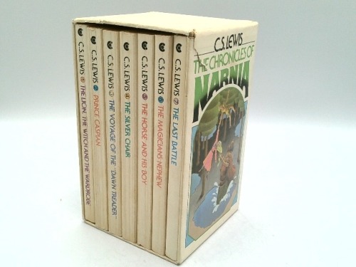 The Chronicles of Narnia; Seven volume paperback original box set