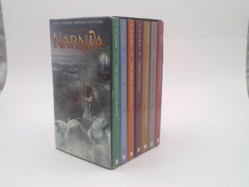 The Chronicles of Narnia Movie Tie-in Box Set (rack)