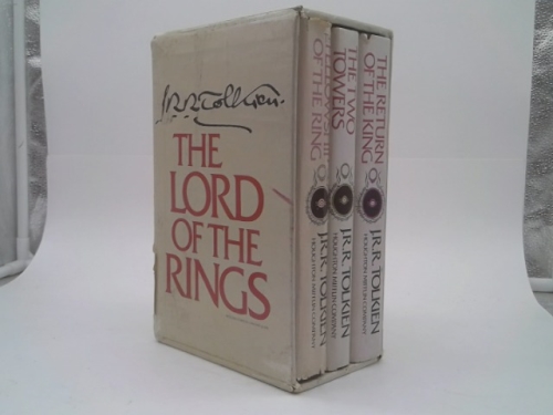 The Lord of the Rings: 3 Volume boxed Set: : Revised Edition Volume I- the Fellowship of the Rings; Volume 2 - the Two Towers; Volume 3 - the Return of the King