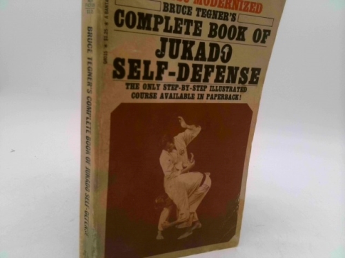 Bruce Tegner's Complete Book of Karate