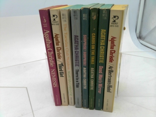 Agatha Christie Mystery Paperback Collection (Lot)