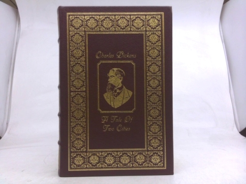 A Tale of Two Cities (Leather Bound) (The 100 Greatest Books Ever Written)