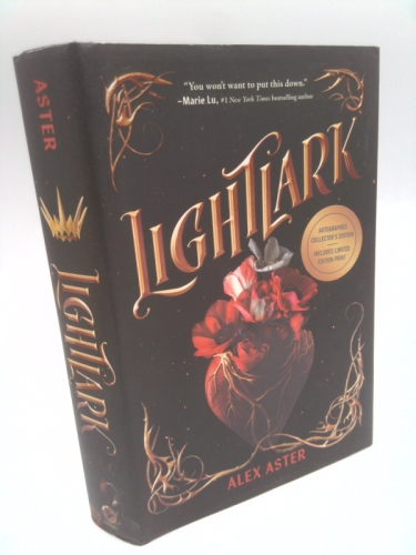 Lightlark (the Lightlark Saga Book 1)