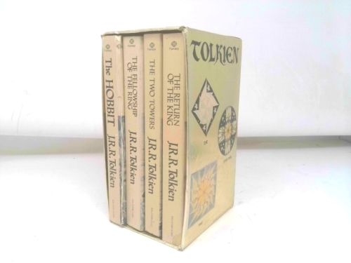 Tolkien, Lord of the Rings (Parts 1, 2, 3 and 4)