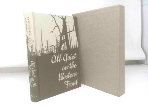 All Quiet on the Western Front: Unabridged and Unadapted from the Original Text and with Twenty-Eight Related Readings