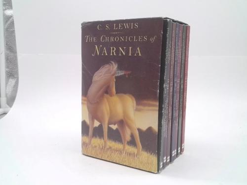The Chronicles of Narnia Box Set (Books 1 to 7): The Classic Fantasy Adventure Series (Official Edition)