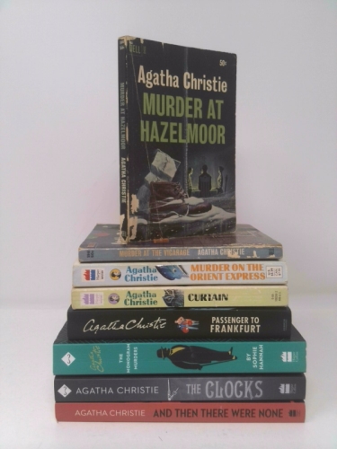 Agatha Christie Mystery Paperback Collection (Lot)